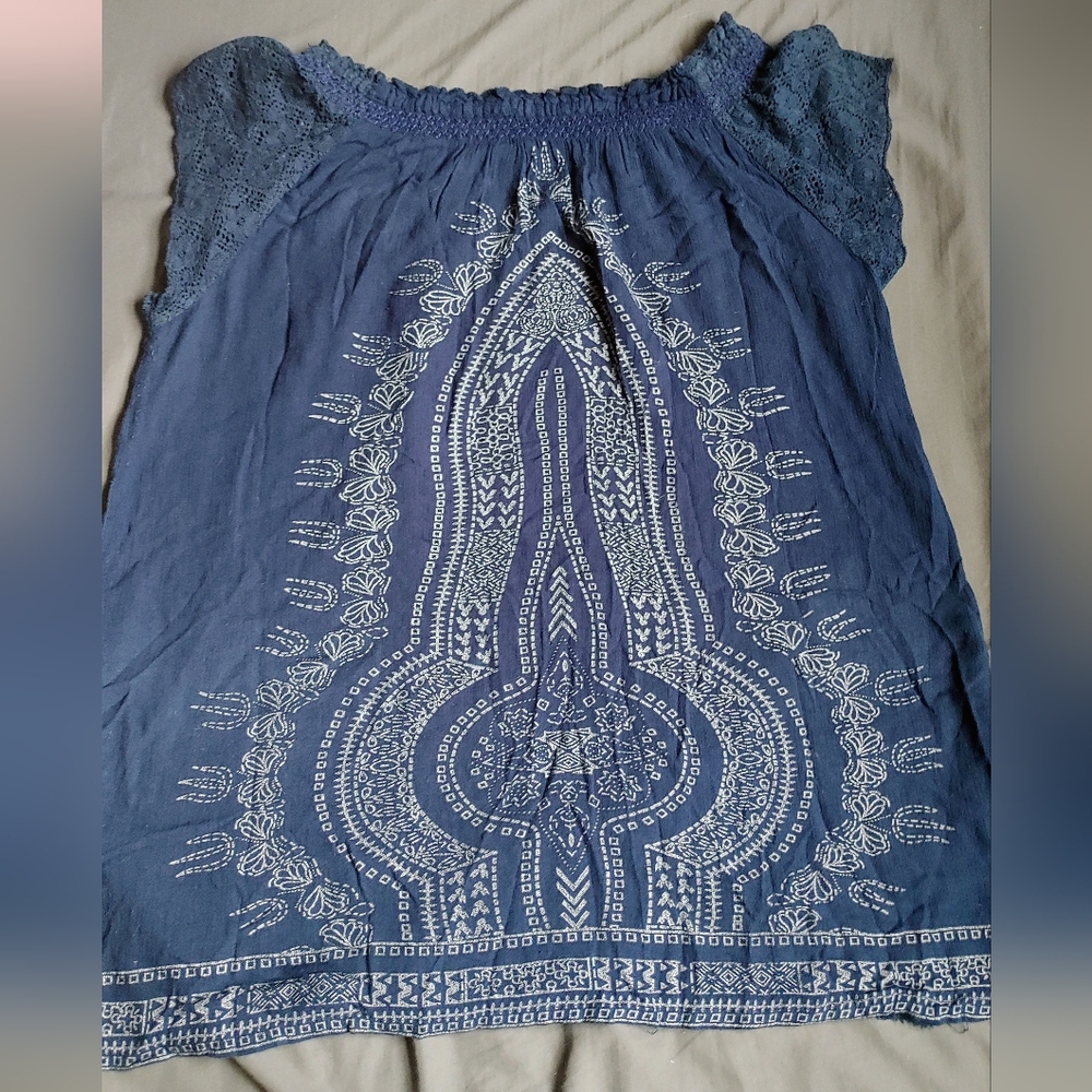 Boho Style Flared Top - Picture 5 of 8